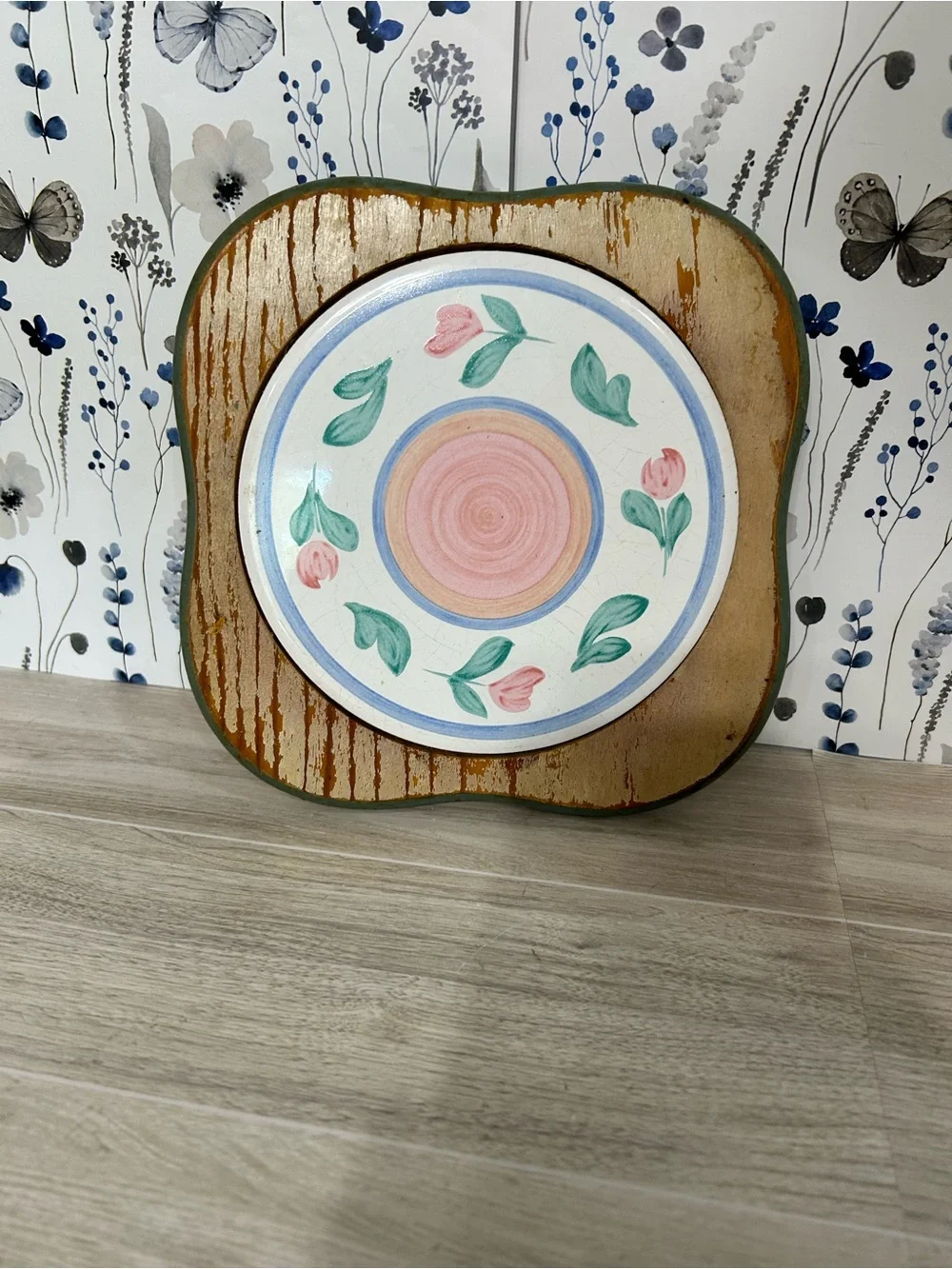 Vintage Goodwood Floral Ceramic Tile Trivet Wood Tulip Hot Plate